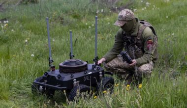 Ukrainian Troops Buy War Robots From Digital Market in Record Numbers