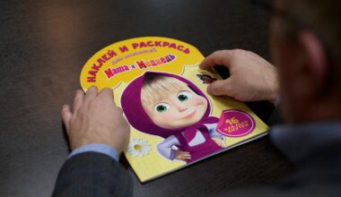 Ukraine sanctions popular Russian cartoon ‘Masha and the Bear’ | Russia-Ukraine war News