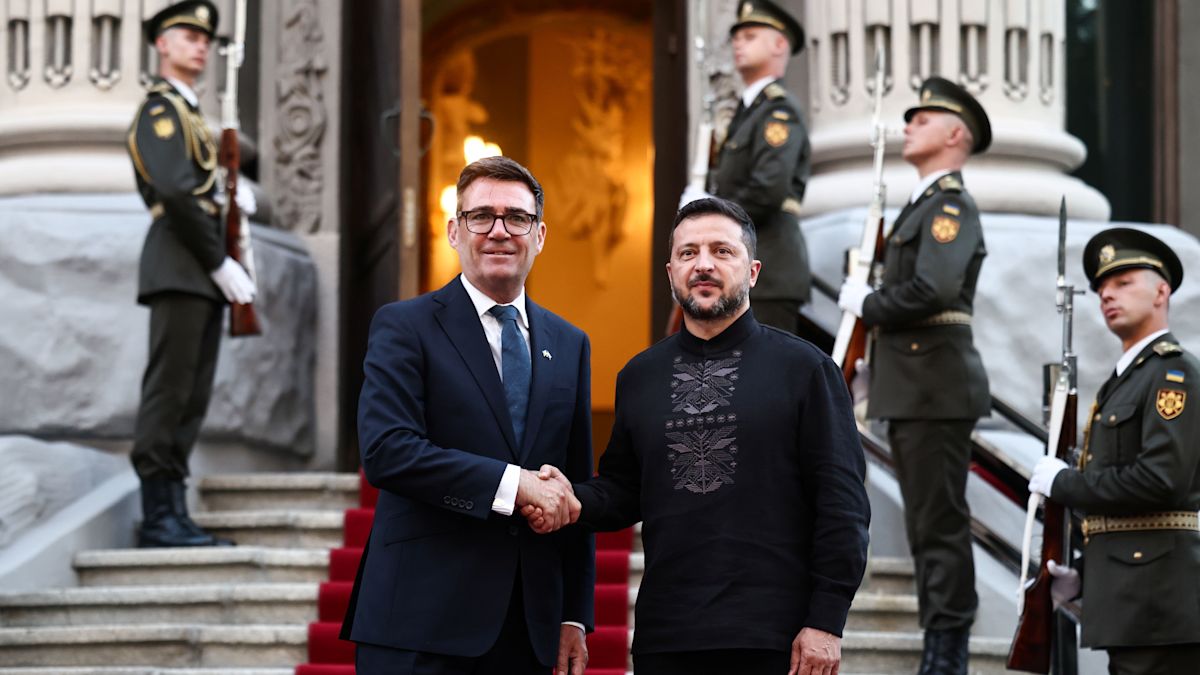 Burnham says he is planning US trip in September to lobby for Ukraine’s defence