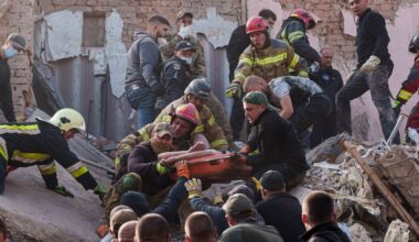 Russian strikes on Ukrainian cities kill at least 21 in a major attack that Kyiv saw coming