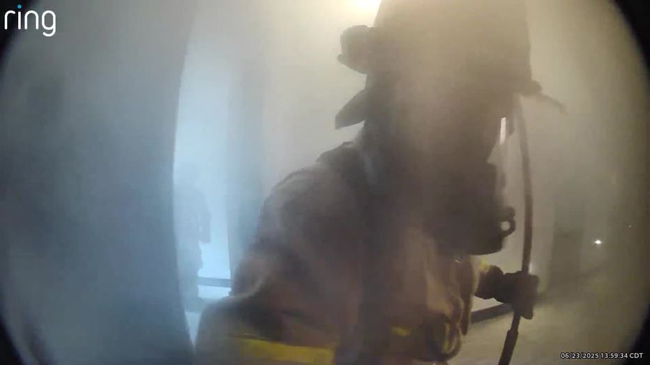 Firefighters battle Fort Worth apartment blaze
