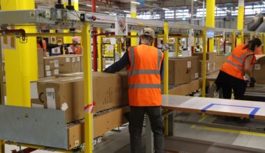Trump tariffs lead retail to rush returns, items back to resale market