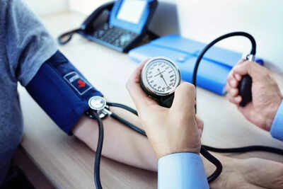 4 foods that can lower blood pressure naturally, according to a top cardiologist