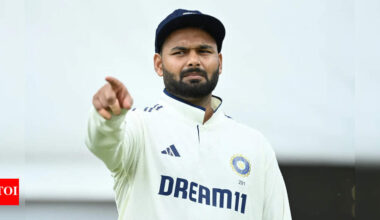 'Suja diya maar maar ke!' Rishabh Pant's hilarious stump mic moment goes viral - Watch | Cricket News