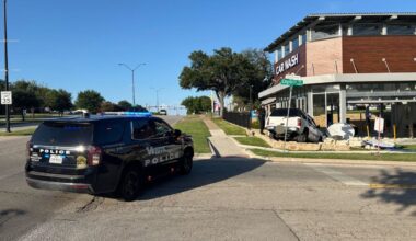 Fleeing suspect crashes into White Settlement car wash