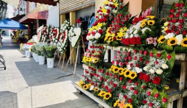 Street corner flower sellers are staying home. It’s a disaster for LA’s wholesale flower market