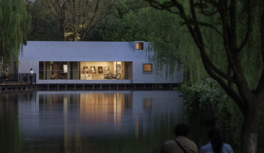 The Lake House / Wutopia Lab