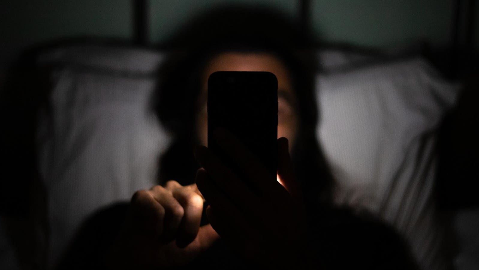 Porn Ban Warning For Millions Of iPhone And Android Users