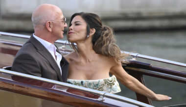 Jeff Bezos and Lauren Sanchez