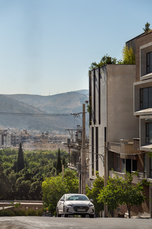 Dwelling the Absent: Residential Apartment for Maryam and Faraj Shiraz / Alborz Mohammadi / Keramati Architect - Exterior Photography