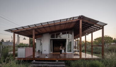 House Ona / Juliana Mondinalli - Franco Palacios Beltran