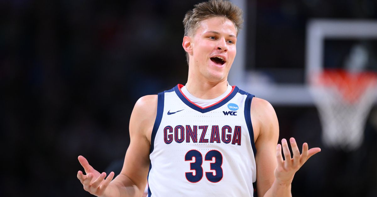 Boston Celtics add three to Summer League team