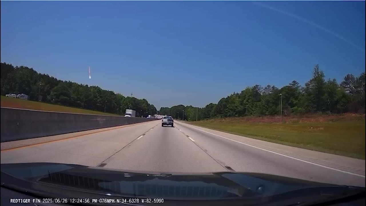 'Fireball' seen falling from sky