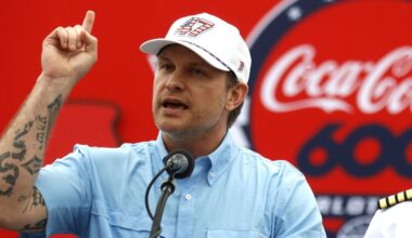 Pete Hesgeth tells NASCAR star importance of sport in politics - Motorsport - Sports