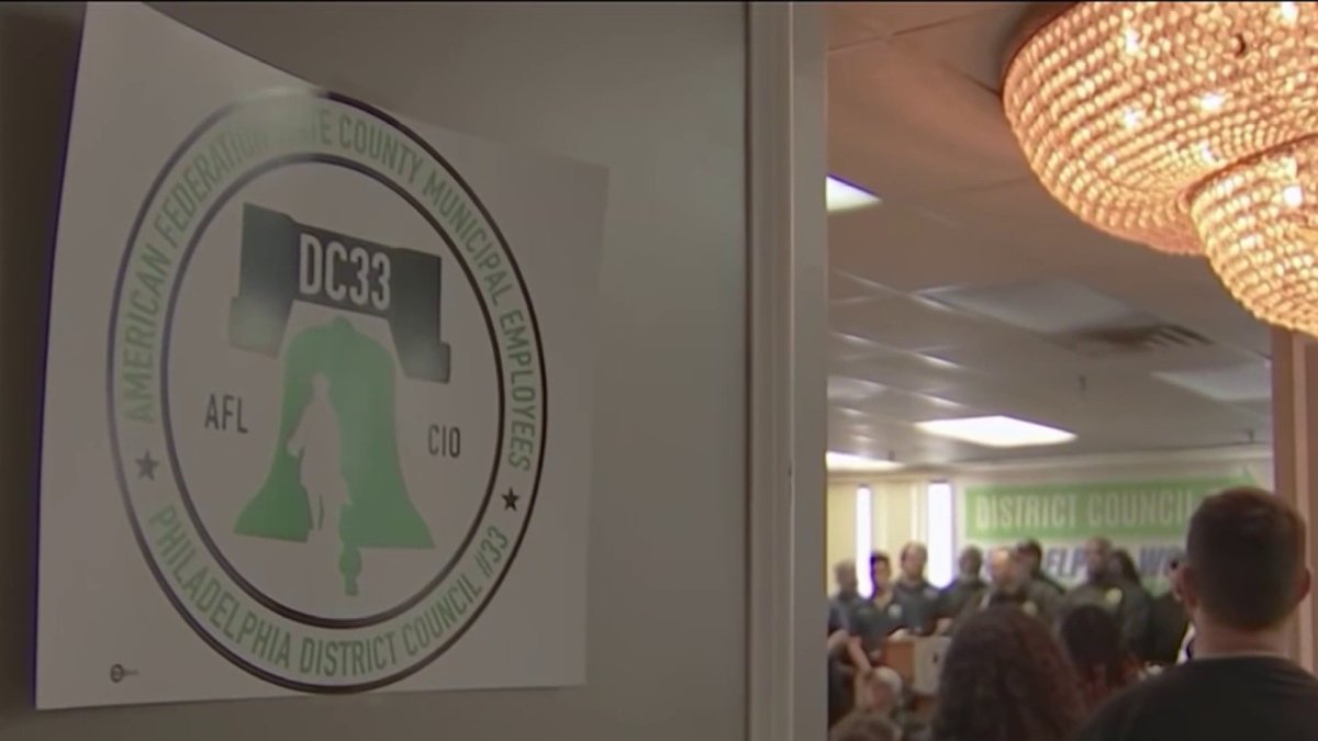 AFSCME District Council 33 plans to strike, Mayor Parker responds – NBC10 Philadelphia