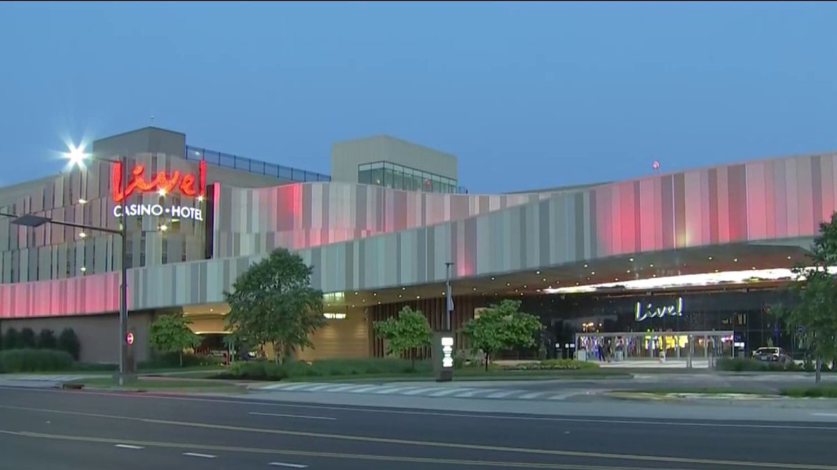 Large sum of money stolen at gunpoint outside Live! Casino – NBC10 Philadelphia