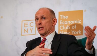 Fed's Goolsbee sees no stagflation but 'definitely' things could get worse