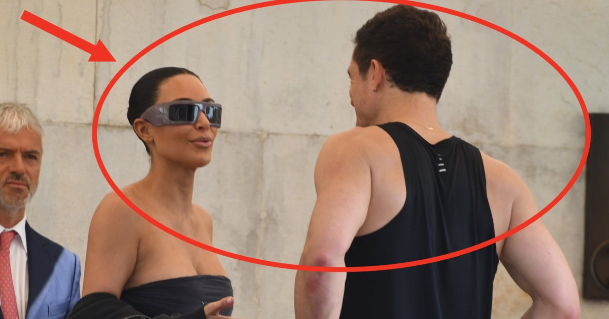 Newly Single Orlando Bloom Schmoozes With Kardashians At Jeff Bezos Wedding - HuffPost