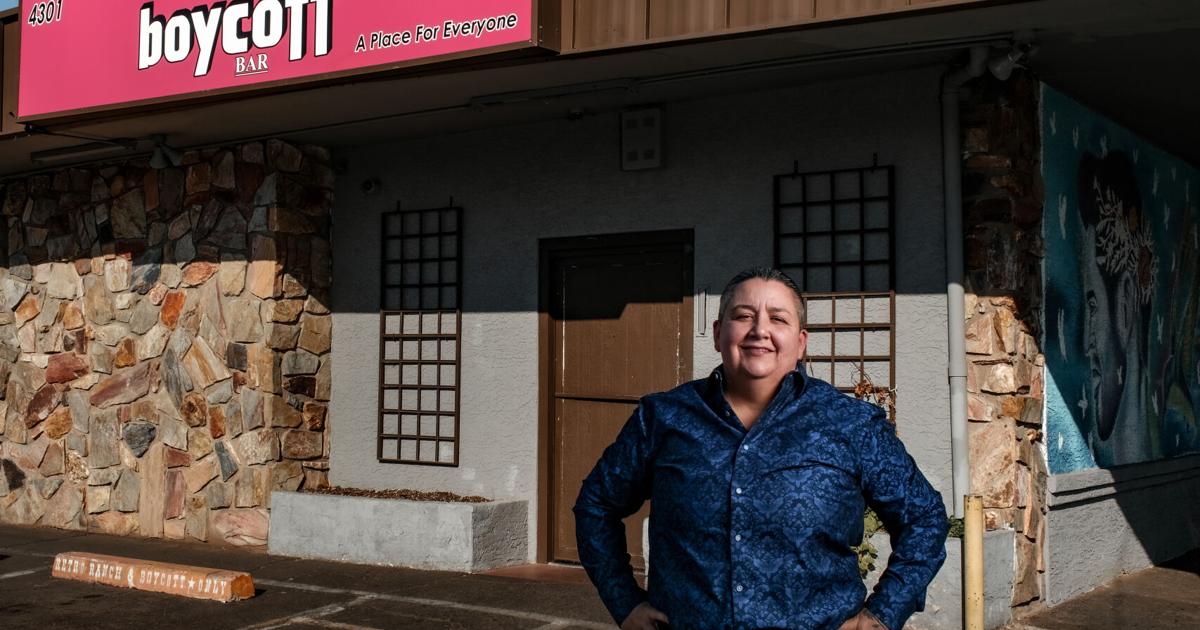Boycott Bar owner Audrey Corley honored by Phoenix Mercury | Community