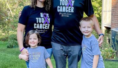 Ryan Dwars of Iowa (pictured here with his wife and two children) was diagnosed with pancreatic cancer in 2021 after suffering pain down his left side that radiated to his chest
