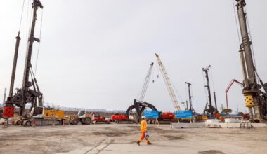 Canada's economy shrinks in April, with broad-based declines in manufacturing