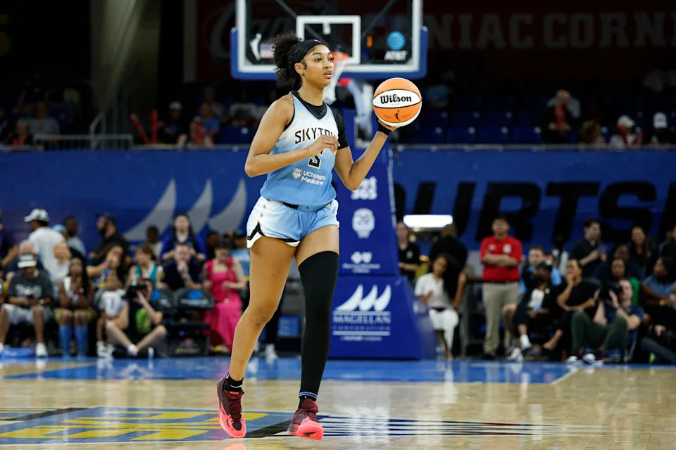 Chicago Sky forward Angel Reese (5).Kamil Krzaczynski-Imagn Images