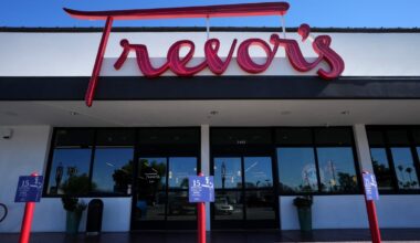 New restaurants at former Paradise Valley Mall in Phoenix