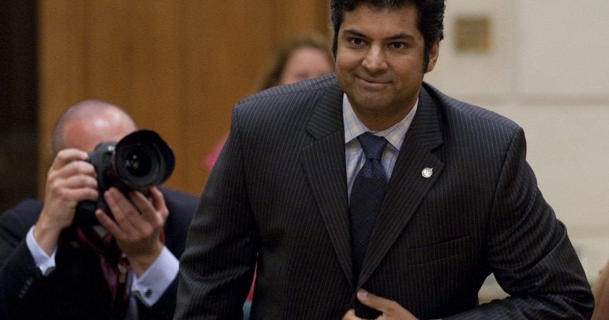National Newswatch | Former federal politician who once faked radio…