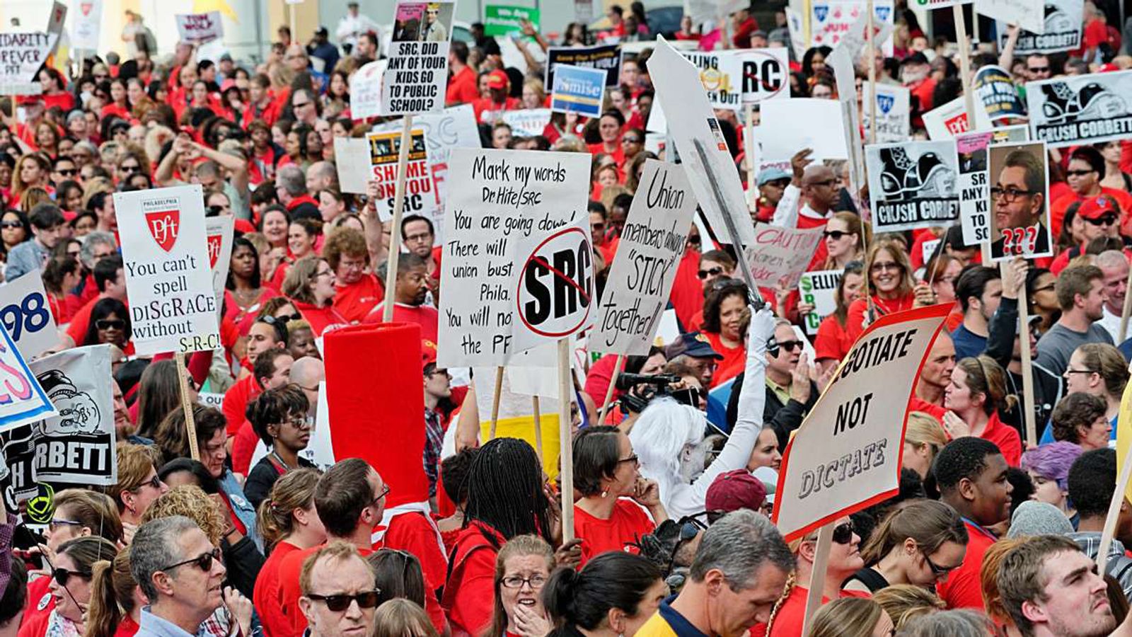 Philadelphia educators vote overwhelmingly to authorize first strike in 25 years