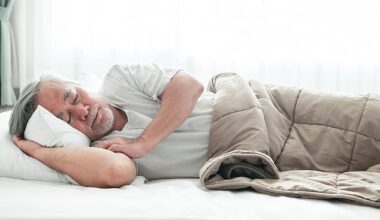 Researchers found that longer naps, inconsistent napping schedules and napping around midday could increase the risk of early death