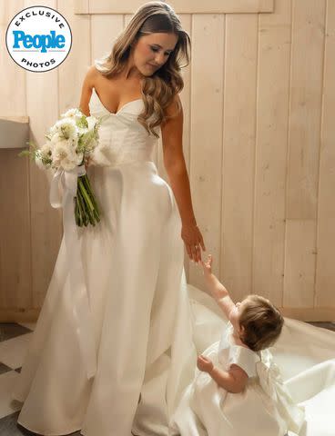 Chelsey Hess Photography Jenna Weeks and daughter Emma Rae