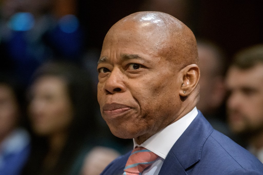 Mayor Adams should lift his press conference ban on Daily News reporter