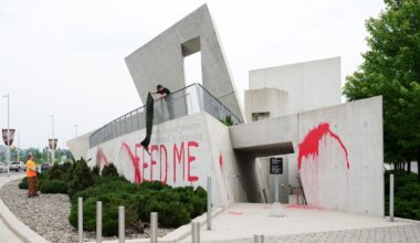 City of Ottawa lawyer charged with defacing Holocaust monument
