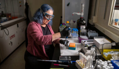 Generic cancer drugs fail quality tests at alarming rate, investigation shows