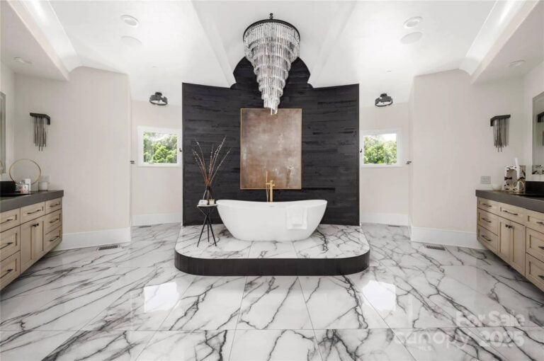 Bathroom - Ricky Stenhouse Jr - NASCAR mansion