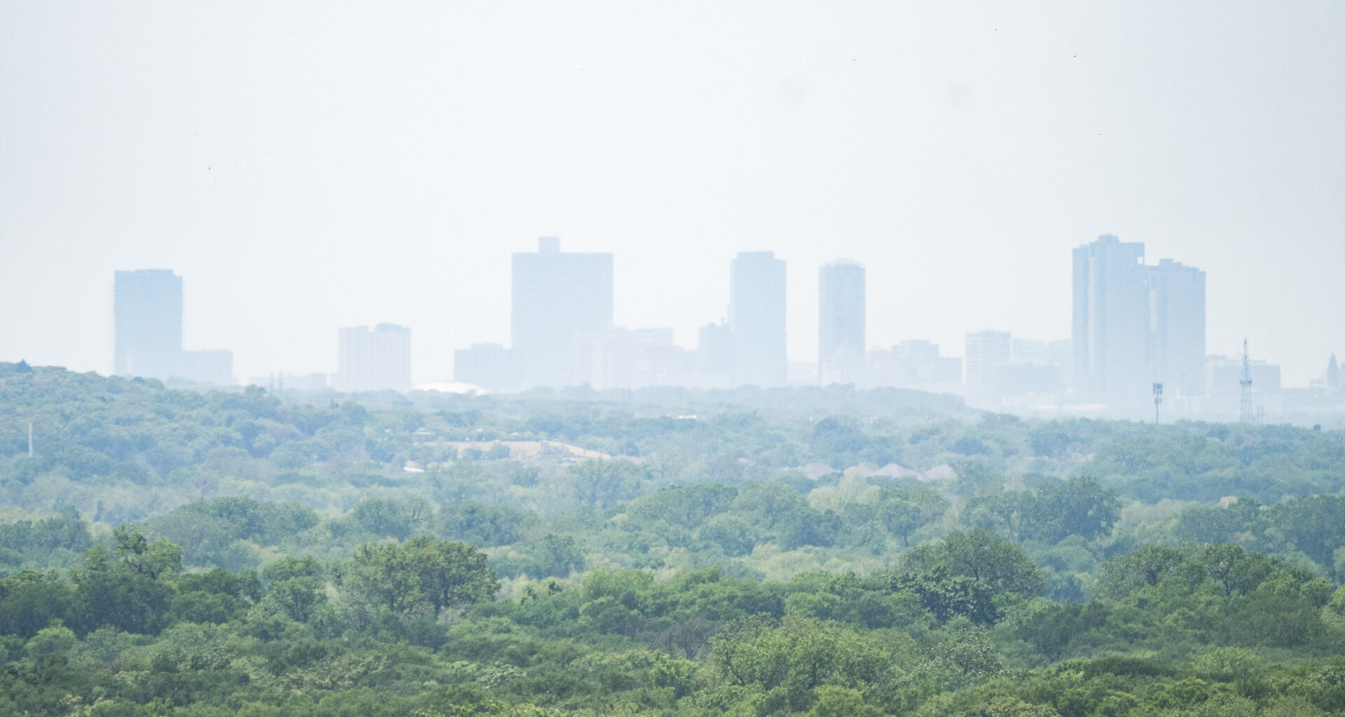 Fort Worth receives $380,000 grant to monitor air quality amid failure to meet pollution limits