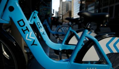 Today in Chicago History: Divvy debuts downtown