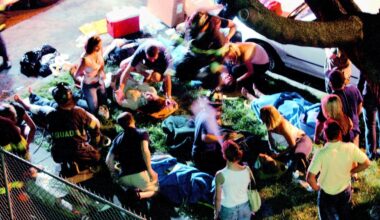 Porch collapse in Lincoln Park kills 13, injures more than 50 young people