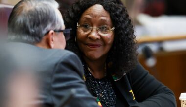 Effort to require cameras in Chicago businesses gets pushback