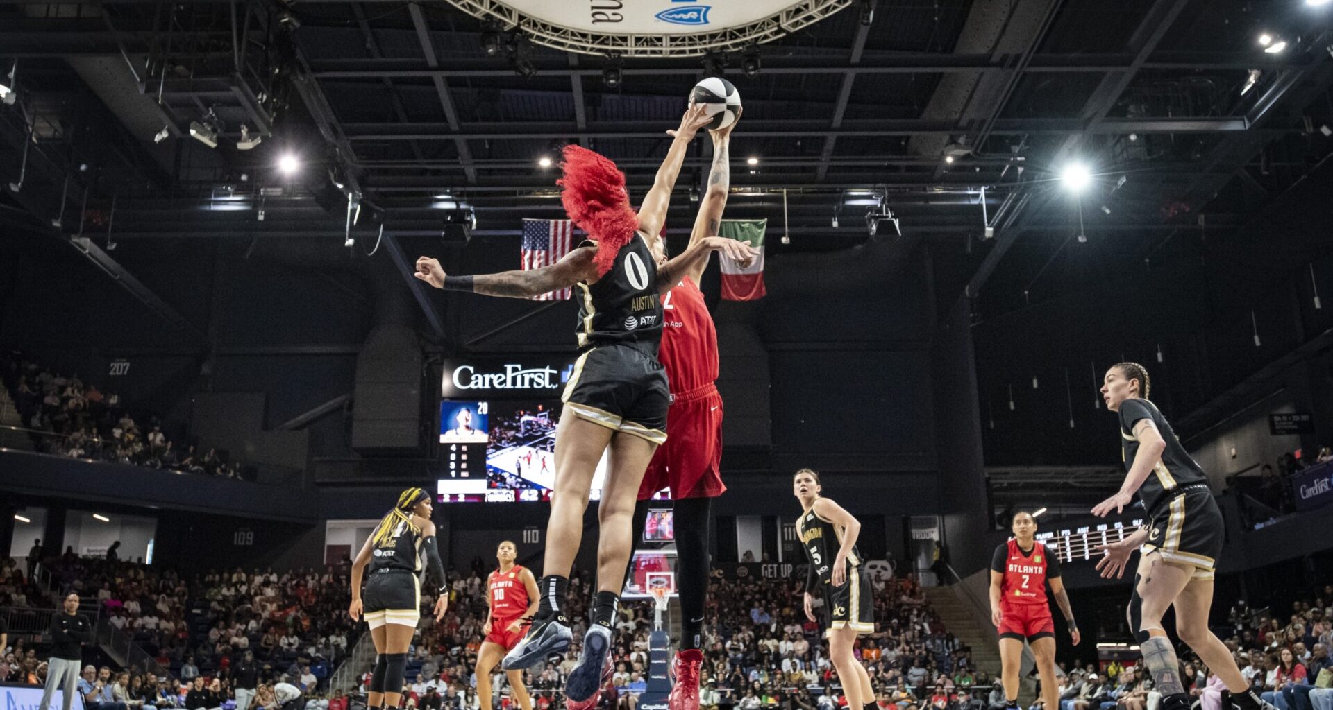 WNBA Notes: Te-Hina Paopao is on fire, Shakira Austin is rising