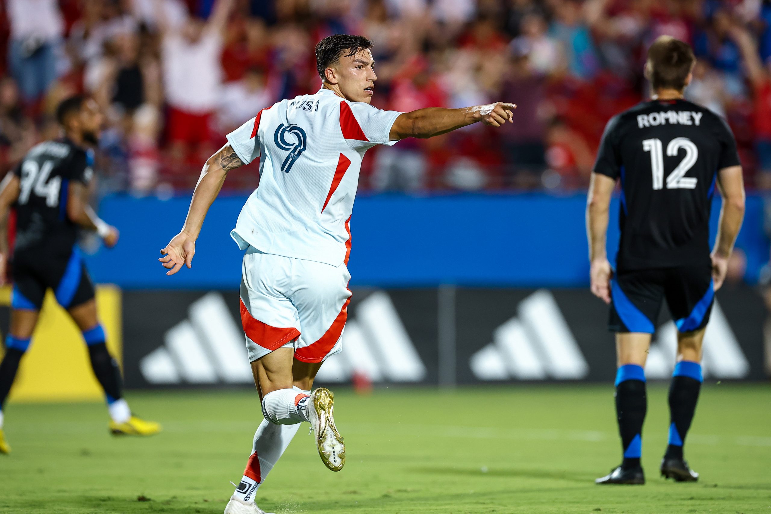 Petar Musa credits his teammate against San Jose Earthquakes, June 25, 2025. (Matt Visinsky, 3rd Degree)