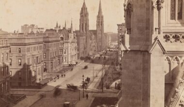 The Gilded Age Mansions of Fifth Avenue: At Home with the Astors and Vanderbilts