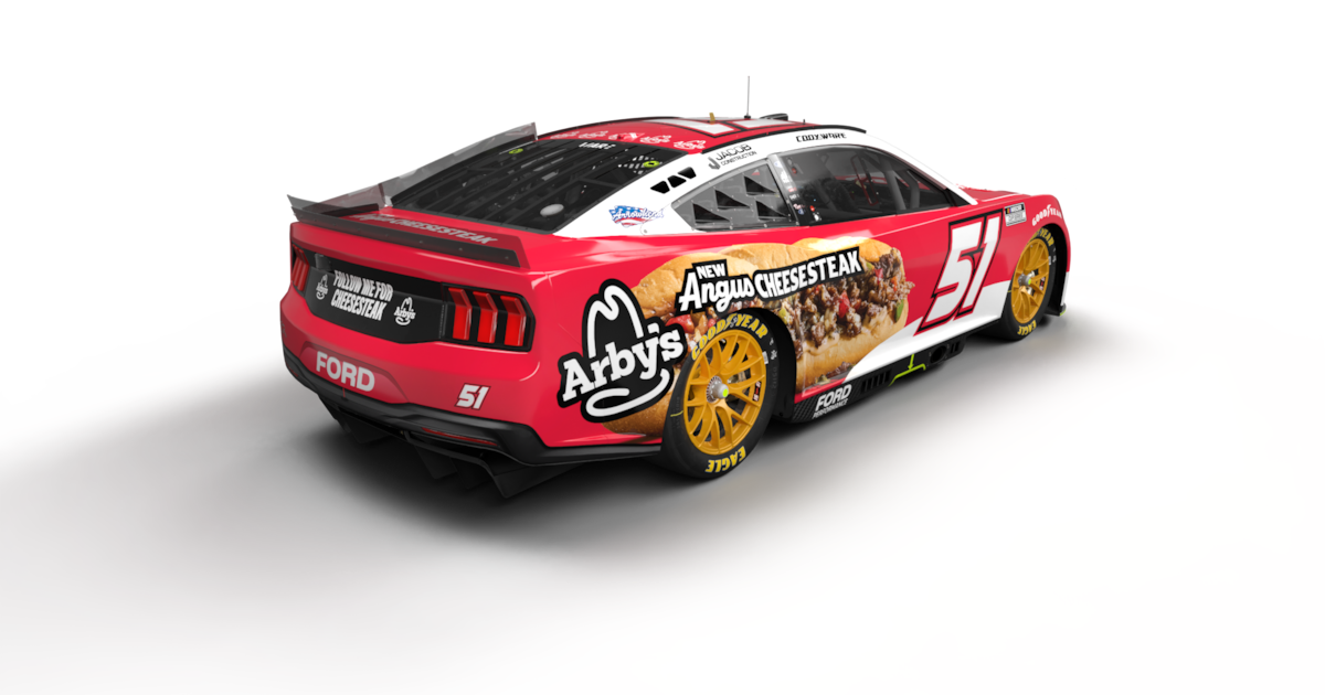 Arby’s brings comprehensive marketing arsenal to NASCAR Chicago street race