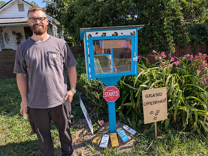 Jacksonville man builds “Little Free Library” in Woodland Acres neighborhood