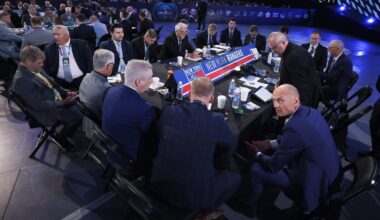 Rangers send No. 12 pick in 2025 NHL Draft to Penguins, keeping 2026 first