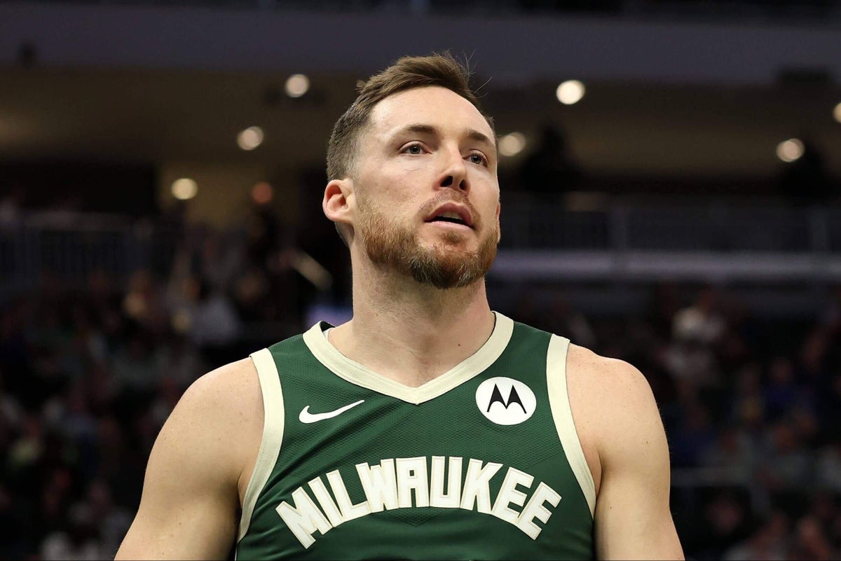 Bucks guard Pat Connaughton exercises player option for next season: Source