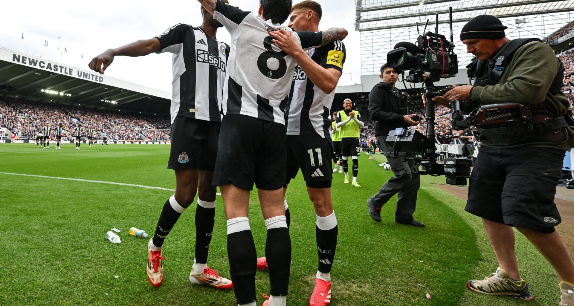 Man Utd wonderkid JJ Gabriel spotted in summer training camp alongside £55m Newcastle star