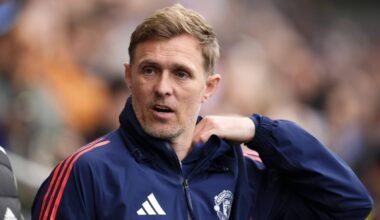 Darren Fletcher in talks to become Manchester United under-18 head coach