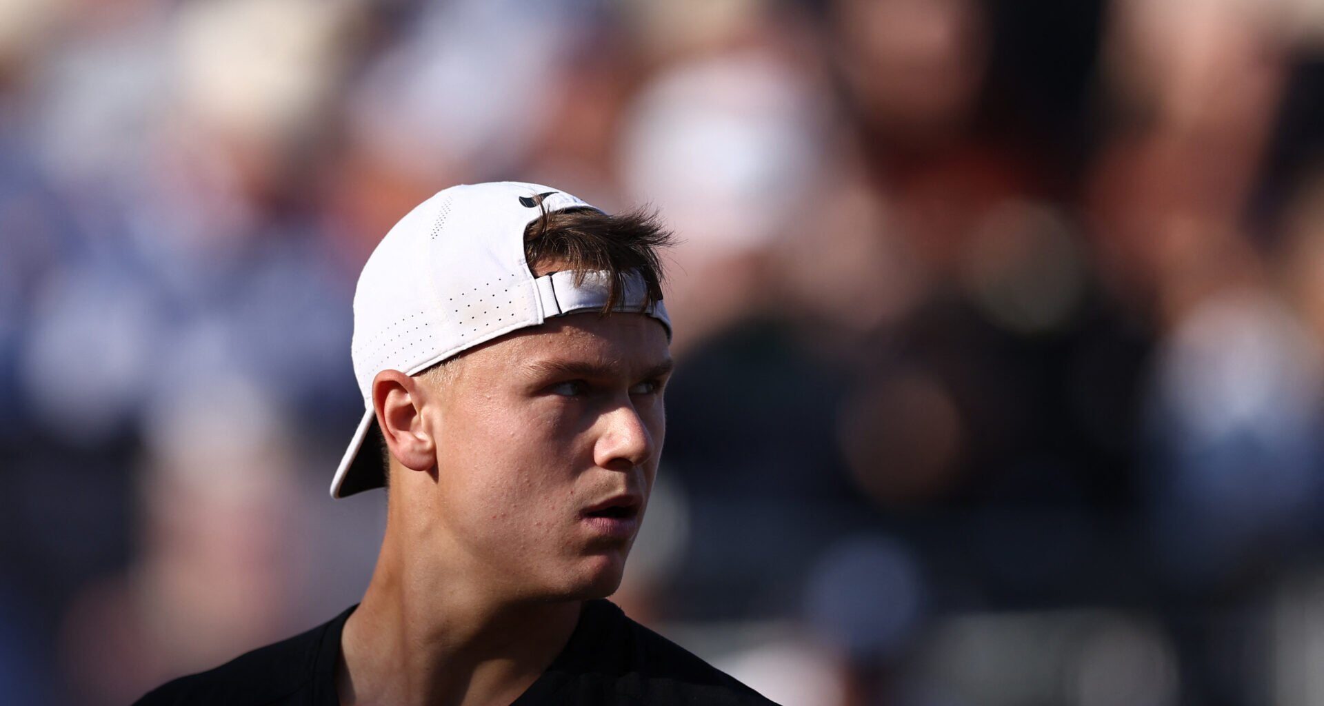 Holger Rune sends message to Roberto Bautista Agut on social media after losing to him at Queen’s