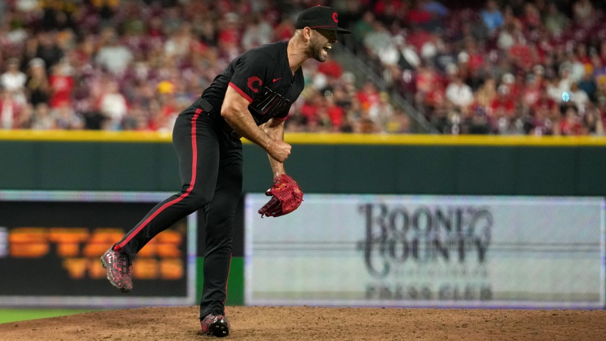Reds starter Nick Martinez flirts with no-hitter against Padres – NBC 7 San Diego